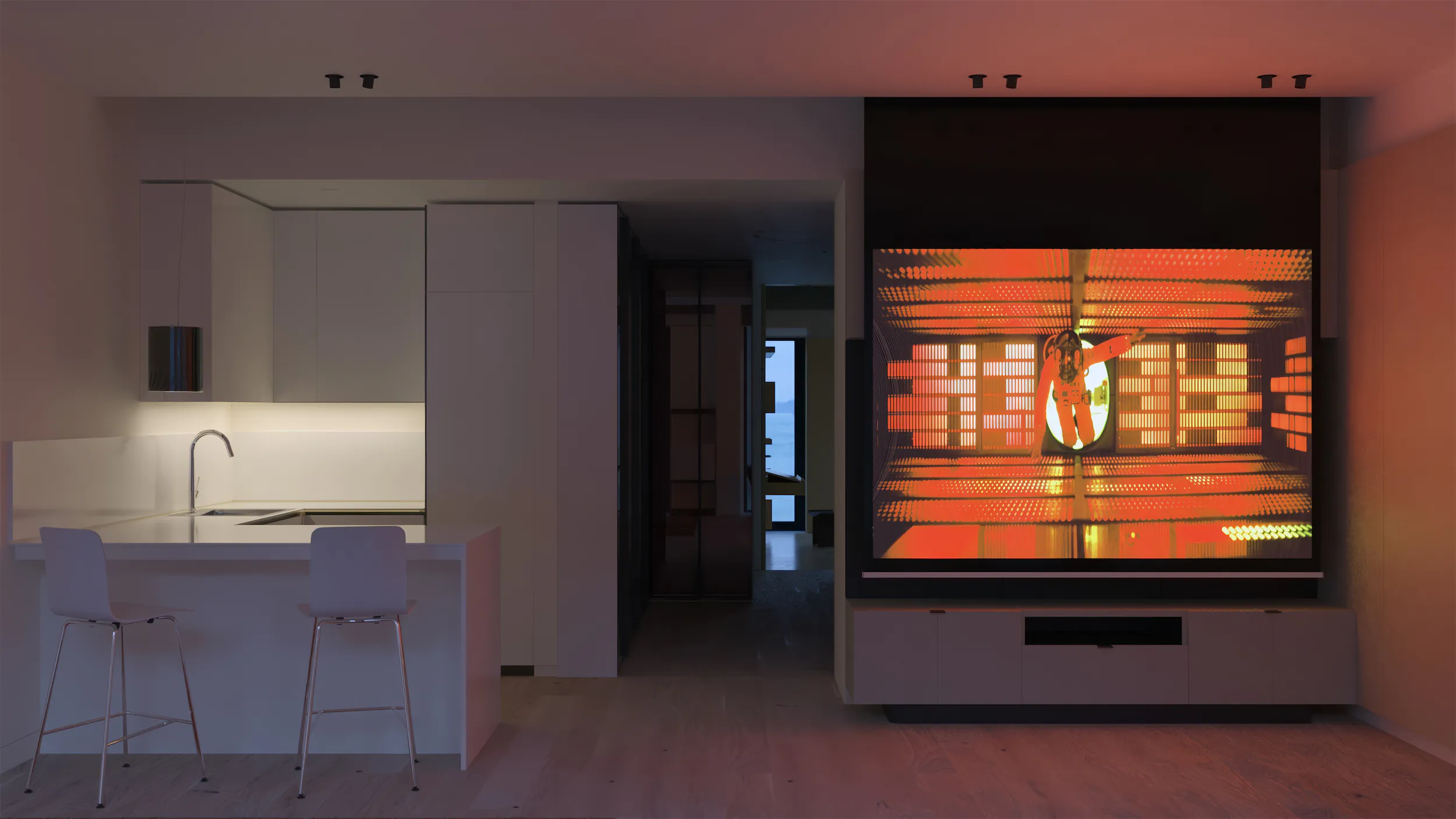 Современная кухня с белыми шкафами, раковиной и большим окном.