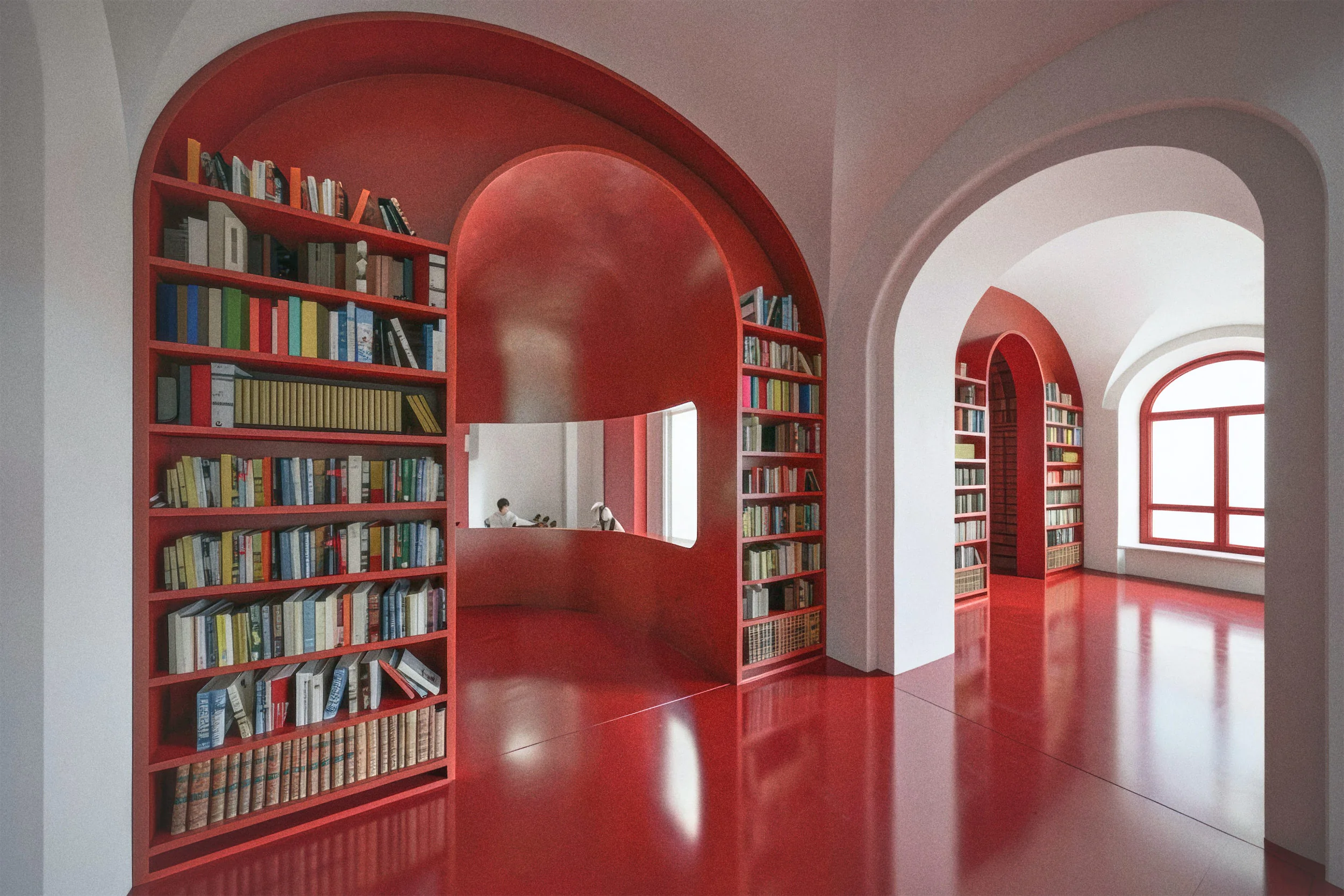 Комната с красным полом, белыми стенами, арочными проёмами, книжными полками и окном.
